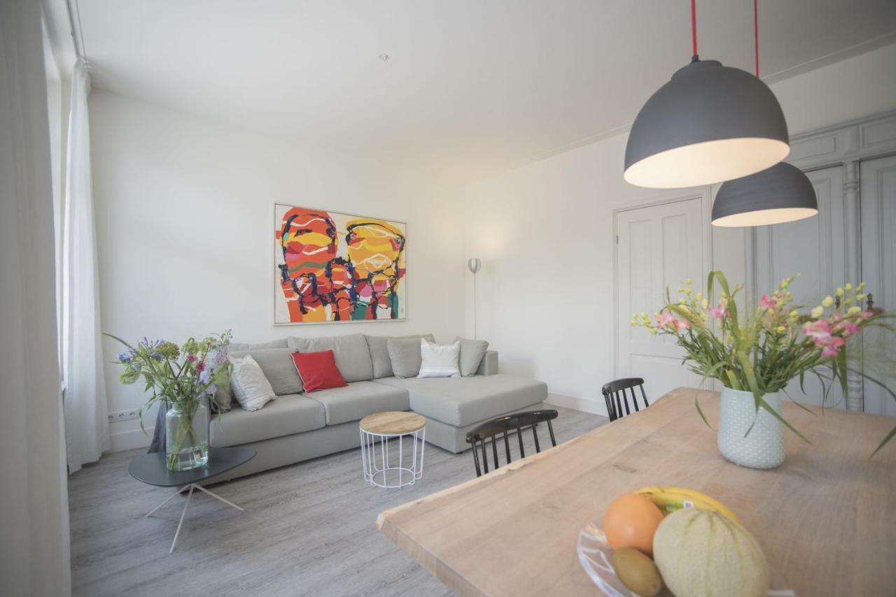 Luxury Upstairs & Downstairs Apartments Зандфорт Экстерьер фото