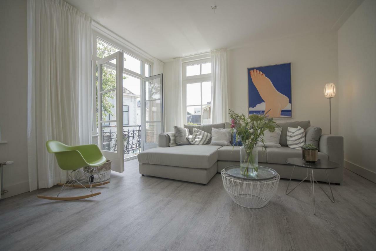 Luxury Upstairs & Downstairs Apartments Зандфорт Экстерьер фото