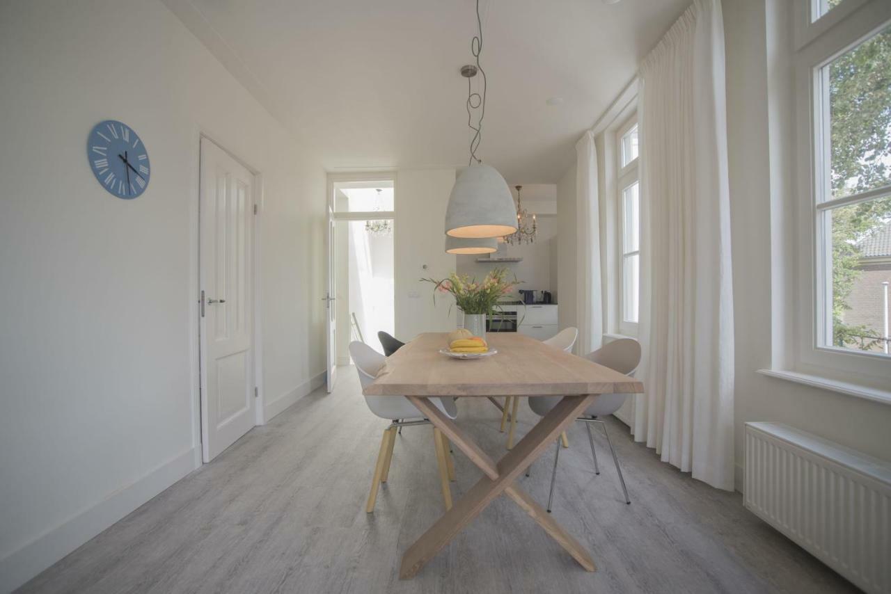Luxury Upstairs & Downstairs Apartments Зандфорт Экстерьер фото